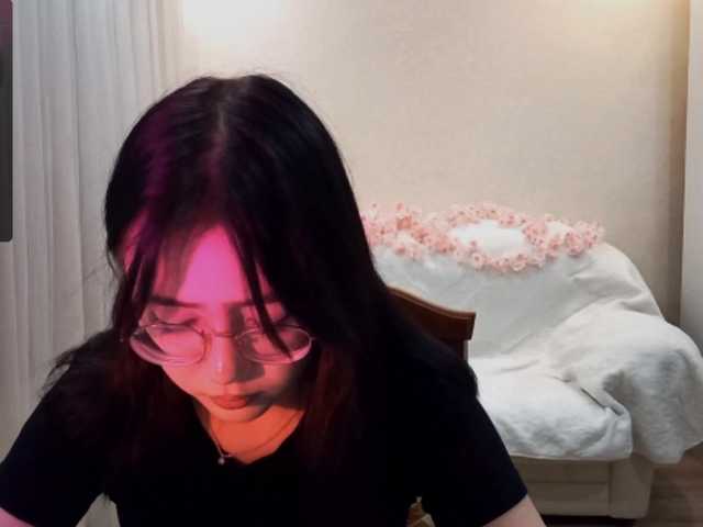 MyrleHenggeler live cam on BongaCams