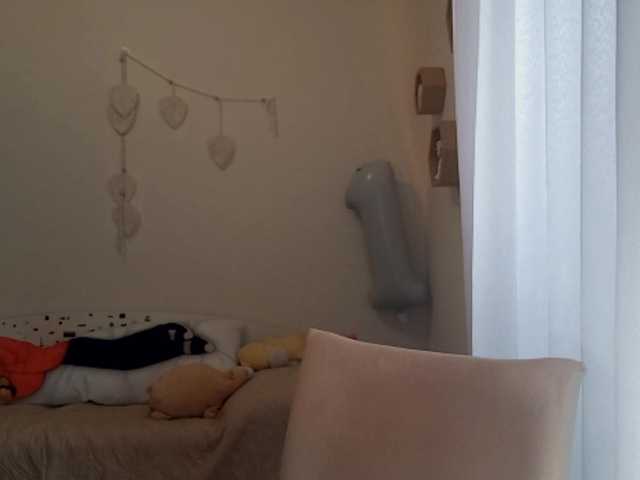 MyrleHenggeler live webcam show
