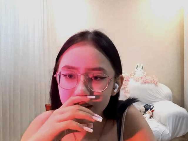 MyrleHenggeler live cam on BongaCams