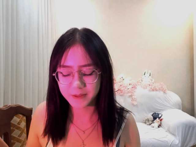 MyrleHenggeler live cam on BongaCams