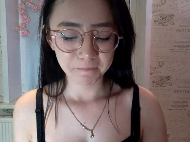 MyrleHenggeler live cam on BongaCams