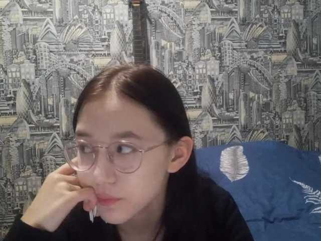 MyrleHenggeler live cam on BongaCams
