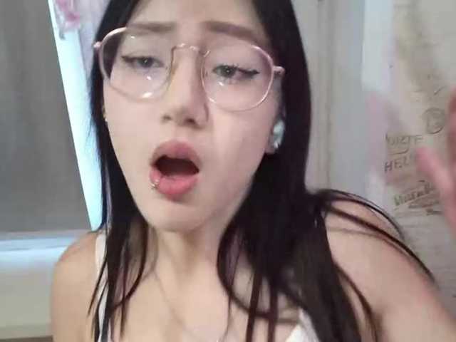 MyrleHenggeler live cam on BongaCams
