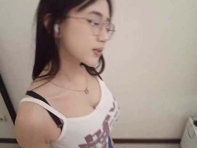 MyrleHenggeler live cam on BongaCams