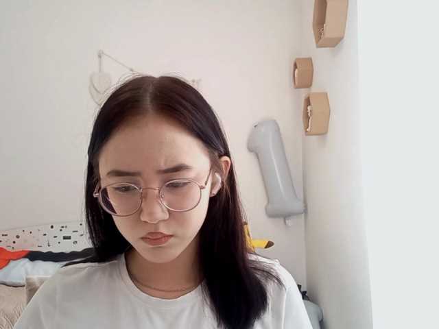 MyrleHenggeler live cam on BongaCams