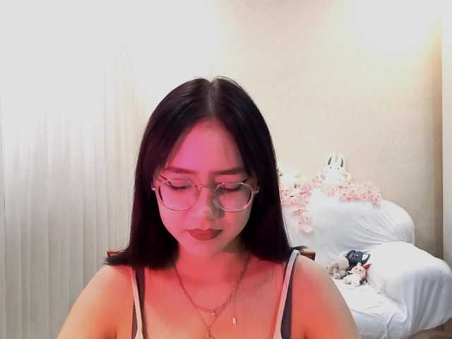 MyrleHenggeler live cam on BongaCams