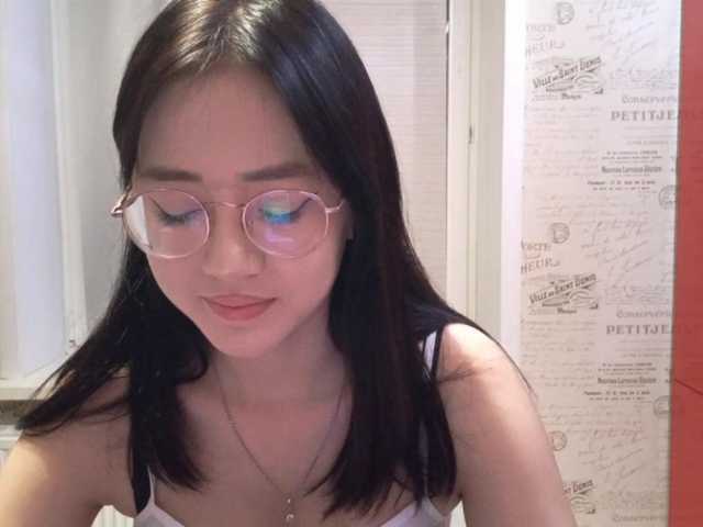 MyrleHenggeler live cam on BongaCams