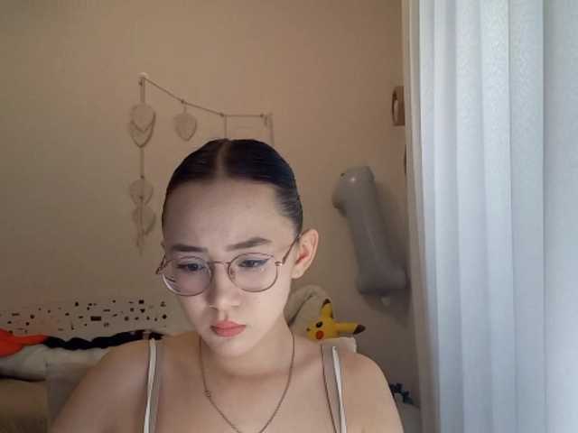 MyrleHenggeler live cam on BongaCams