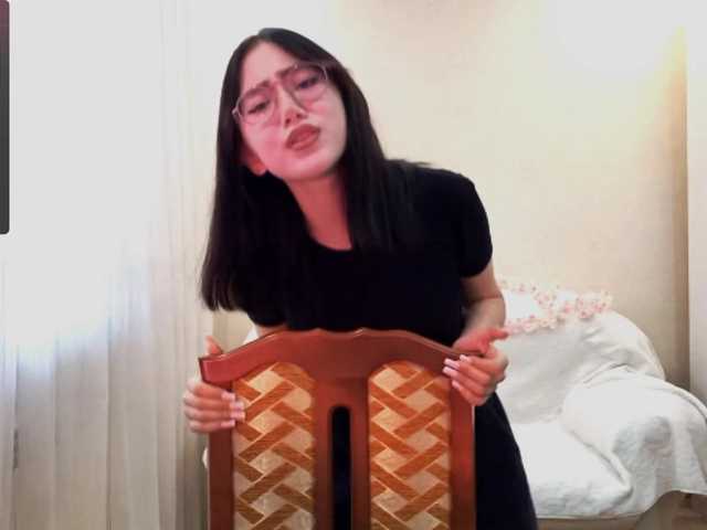 MyrleHenggeler live cam on BongaCams