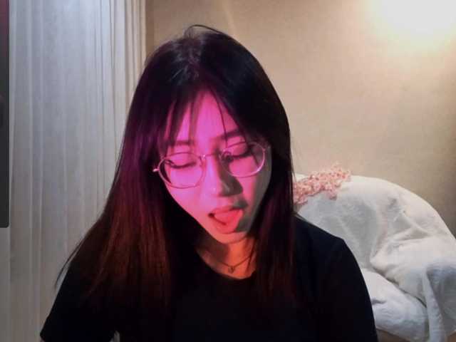 MyrleHenggeler live cam on BongaCams