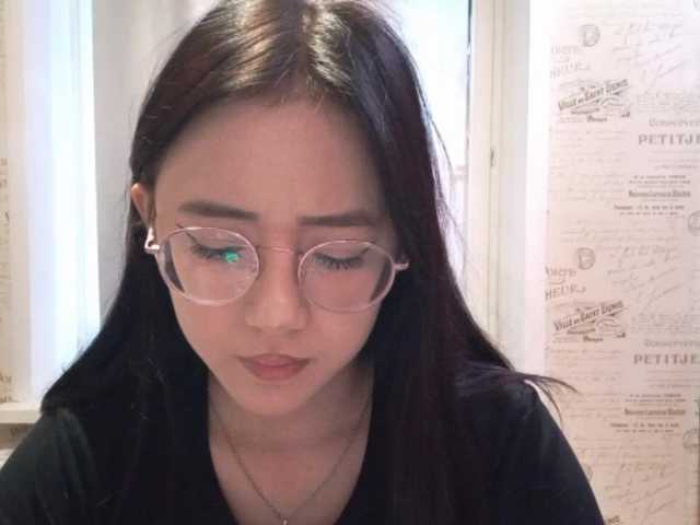 MyrleHenggeler live cam on BongaCams