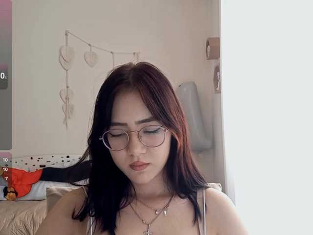 MyrleHenggeler live webcam show