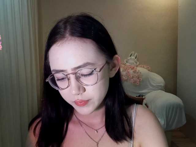 MyrleHenggeler live cam on BongaCams