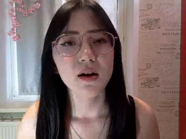 MyrleHenggeler live cam on BongaCams