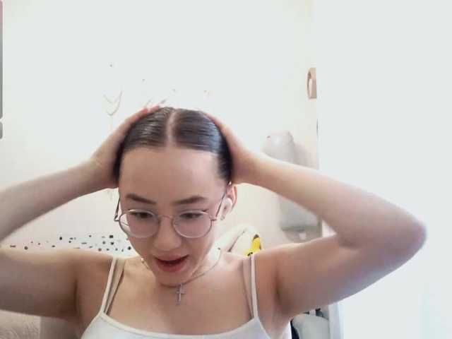 MyrleHenggeler live cam on BongaCams
