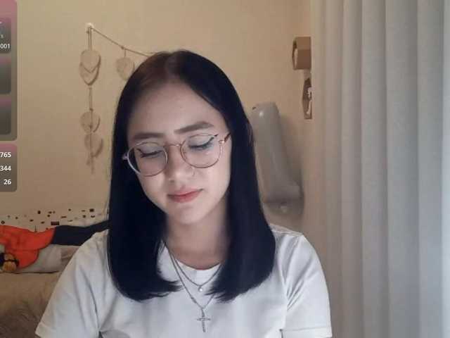 MyrleHenggeler live cam on BongaCams