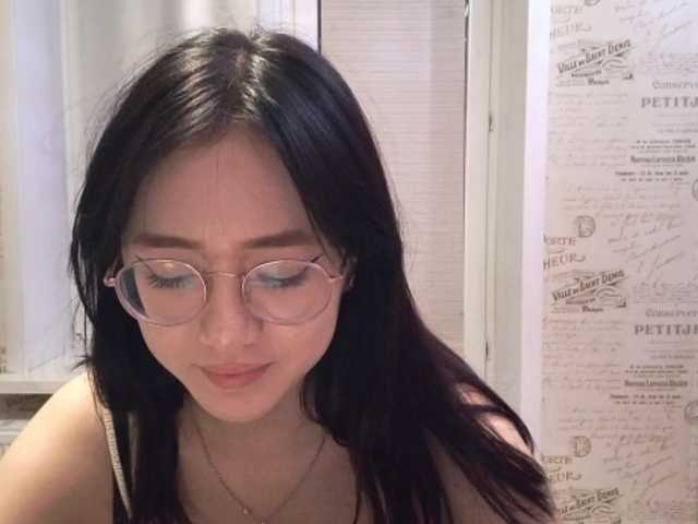 MyrleHenggeler live cam on BongaCams