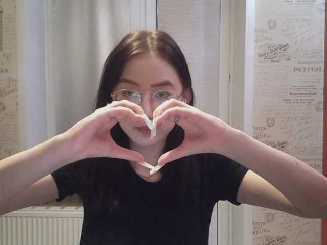 MyrleHenggeler live cam on BongaCams