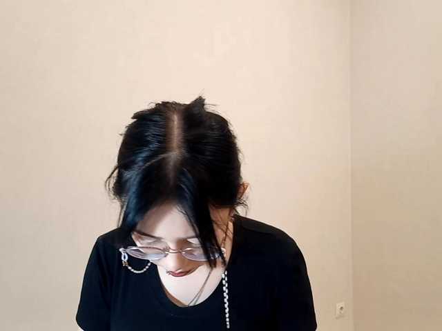 MyrleHenggeler's BongaCams show and profile