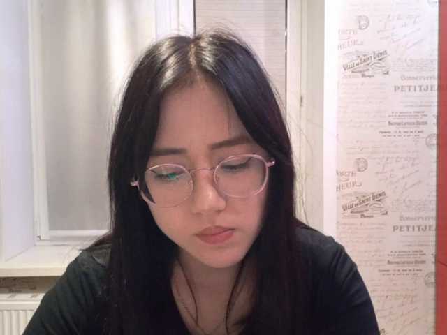 MyrleHenggeler live cam on BongaCams
