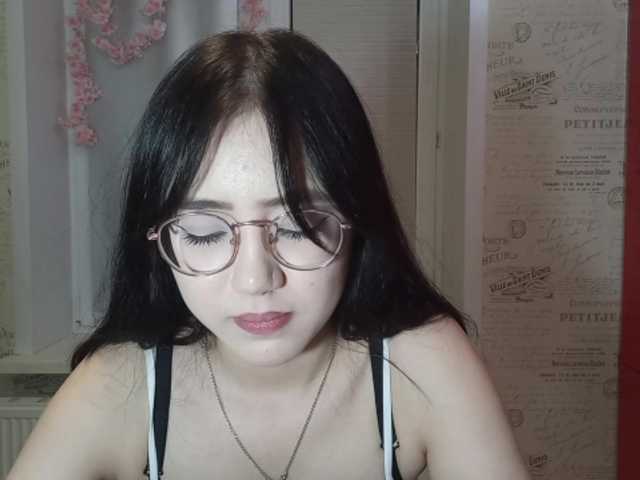 MyrleHenggeler live cam on BongaCams