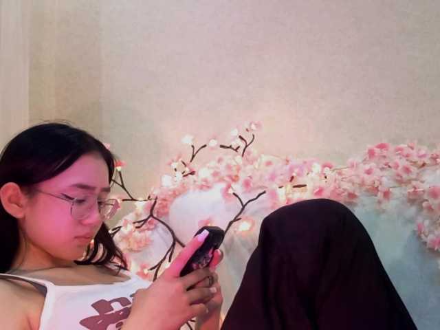 MyrleHenggeler live cam on BongaCams