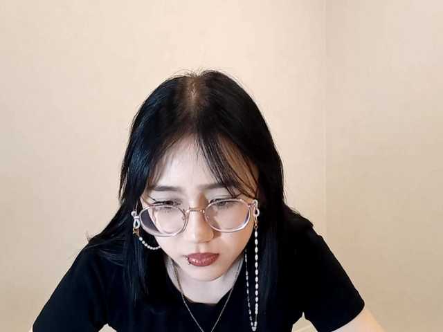 MyrleHenggeler's BongaCams show and profile