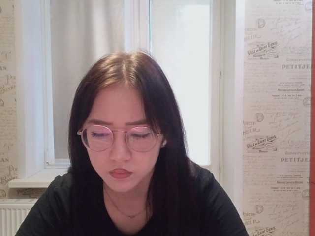 MyrleHenggeler live cam on BongaCams