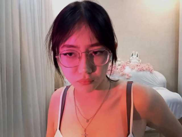MyrleHenggeler live cam on BongaCams