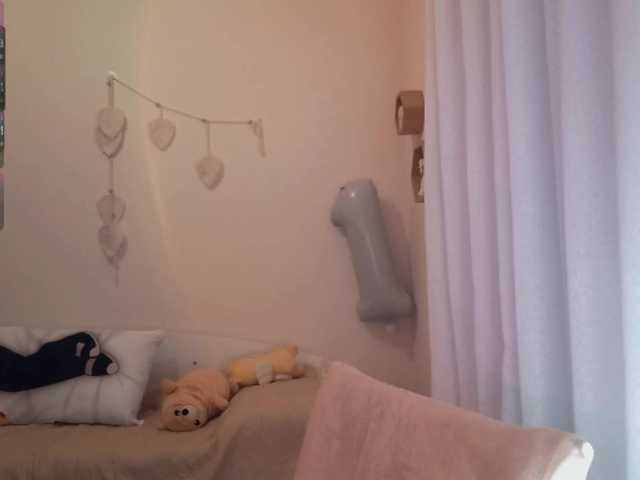 MyrleHenggeler live cam on BongaCams