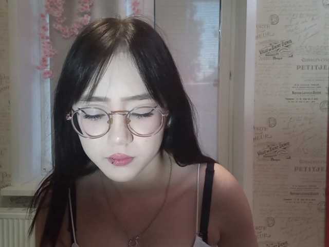 MyrleHenggeler live cam on BongaCams