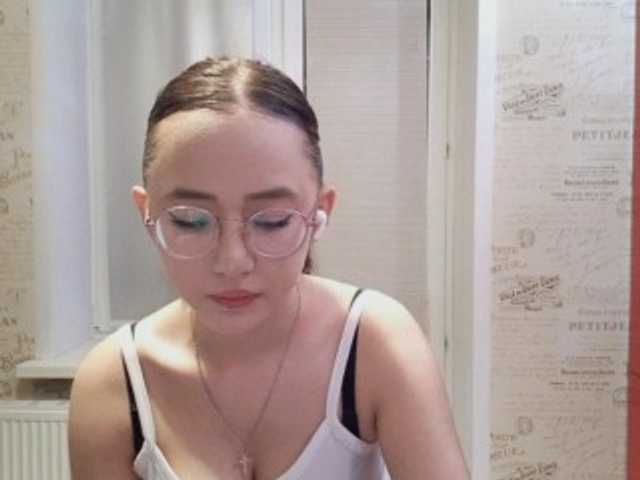MyrleHenggeler live cam on BongaCams