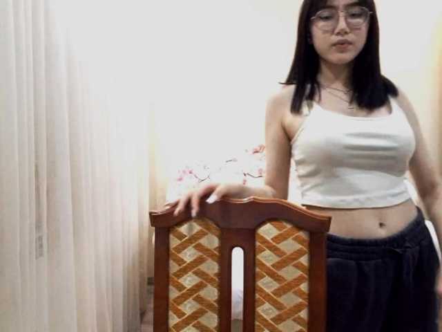 MyrleHenggeler live cam on BongaCams