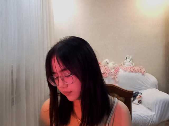 MyrleHenggeler live cam on BongaCams