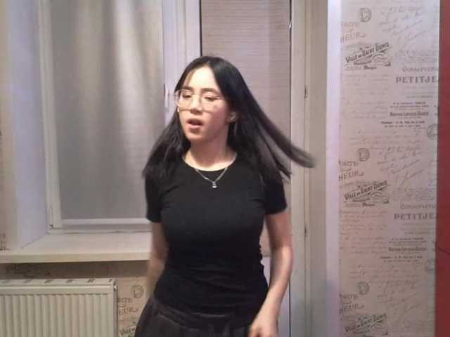 MyrleHenggeler live cam on BongaCams