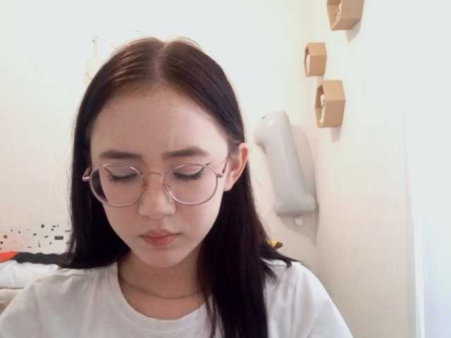 MyrleHenggeler live cam on BongaCams