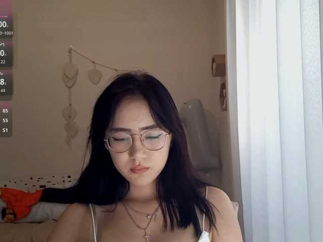 MyrleHenggeler live webcam show