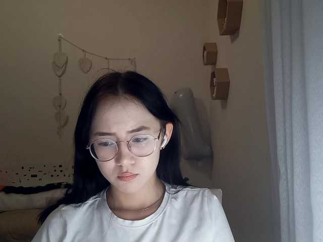 MyrleHenggeler live cam on BongaCams