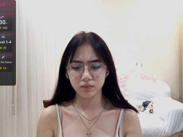 MyrleHenggeler live cam on BongaCams