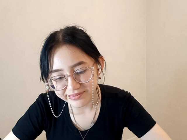 MyrleHenggeler's BongaCams show and profile