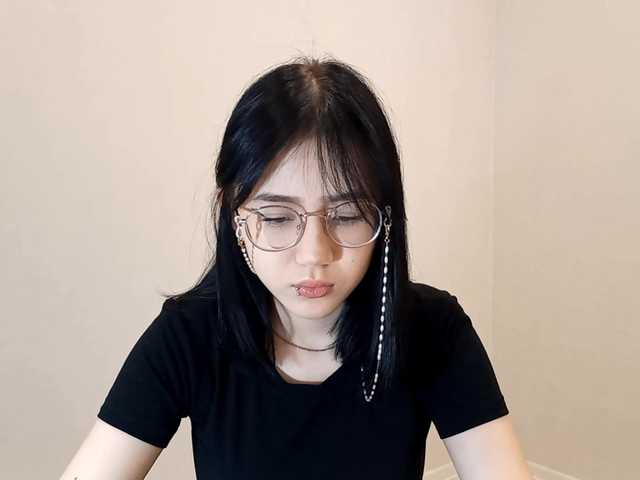 MyrleHenggeler's BongaCams show and profile