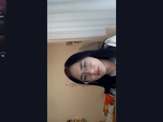 MyrleHenggeler live webcam show