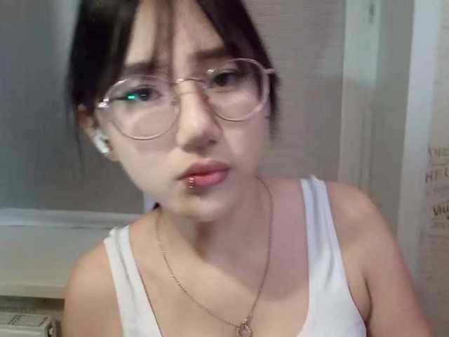 MyrleHenggeler live cam on BongaCams
