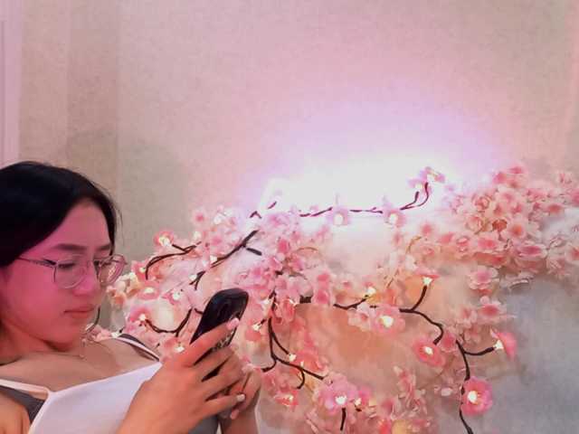 MyrleHenggeler live cam on BongaCams