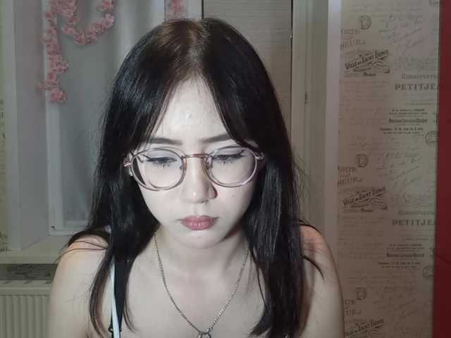 MyrleHenggeler live cam on BongaCams