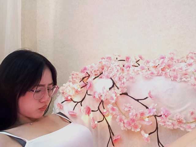 MyrleHenggeler live cam on BongaCams