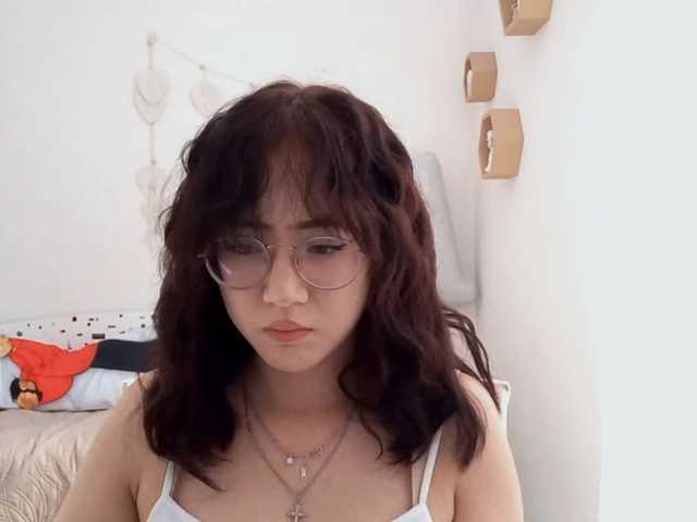 MyrleHenggeler live cam on BongaCams