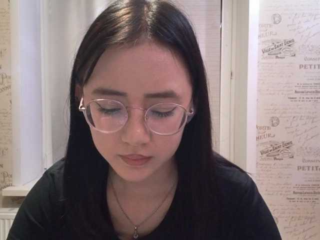 MyrleHenggeler live cam on BongaCams
