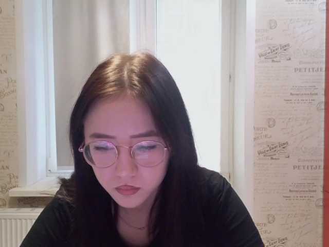 MyrleHenggeler live cam on BongaCams