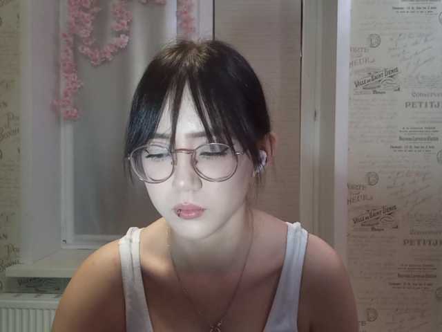 MyrleHenggeler live cam on BongaCams